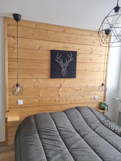 Appartement Tres Lumineux Egat Bagian luar foto